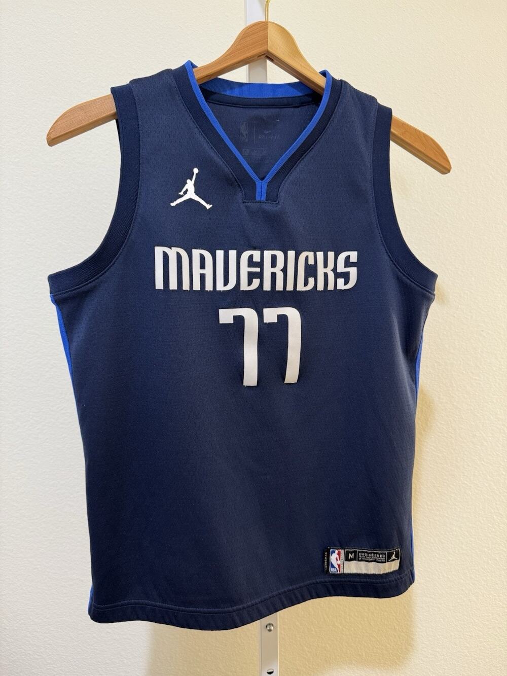 Dallas Mavericks LUKA DONCIC Nike Jordan Swingman Basketball Jersey YOUTH Sz M